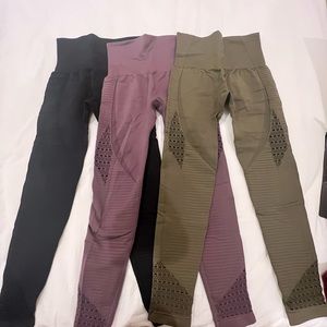 Seamless compressing leggings